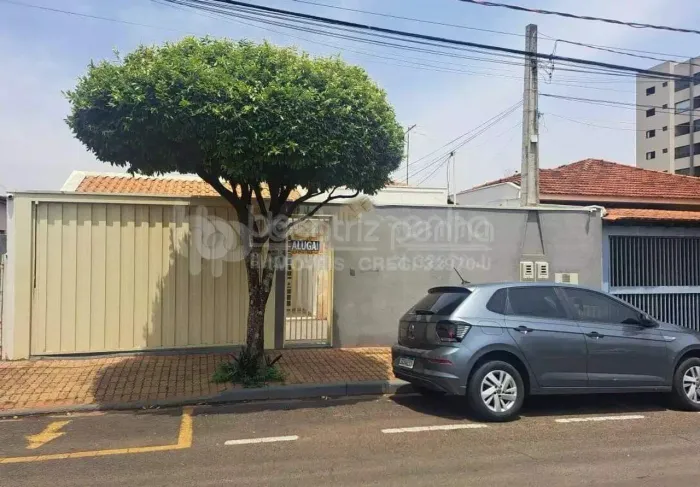 Casa residencial para alugar com 2 quartos e quintal em Vila Sinibaldi