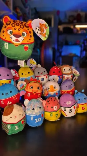 Squishmallows McDonalds 2026 bonecos da copa - Todos Lacrados