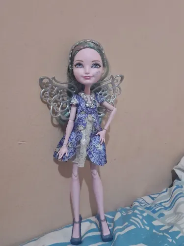 Ever After High Farrah GoodFairy W1