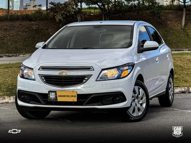 Chevrolet Onix Hatch LT 1.4 8V Flex Power Mec. 4P 2015