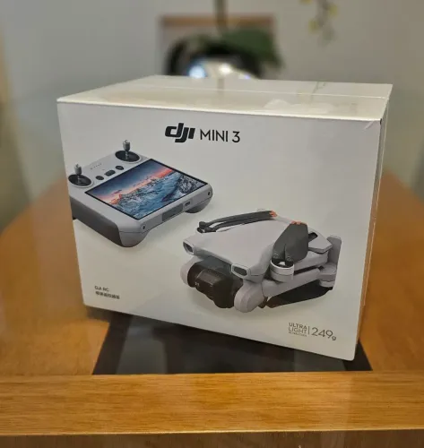 Drone DJi Mini 3 Controle com Tela - Standard - Lacrado - Homologação 