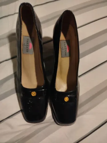 Sapato preto 36