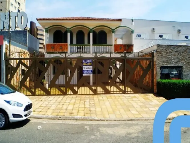 CASA RESIDENCIAL em Goiânia - Goiás, Jardim América