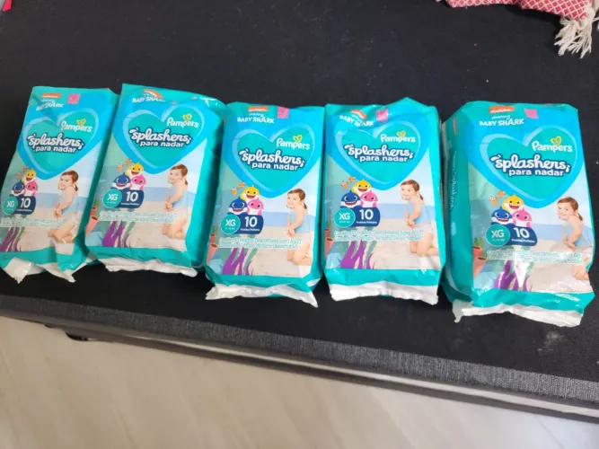 05 pacotes de Fraudas de piscina pampers XG