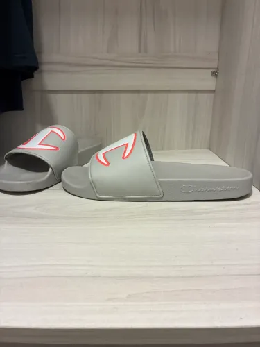 Chinelo Slide da champion em perfeito estado tamanho 45