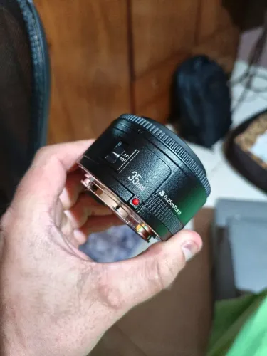 Lente yongnuo 35mm f2 nova