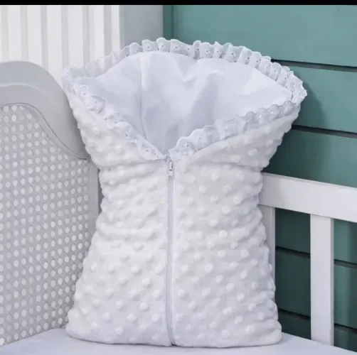 Vendo saco de bebê luxo NOVO SEM USO