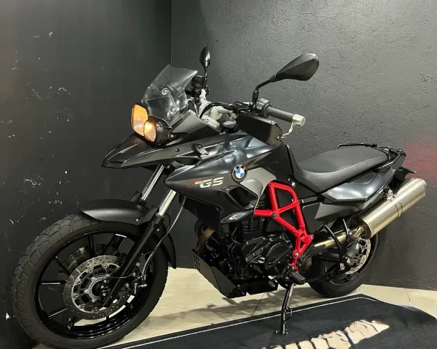 BMW f700gs