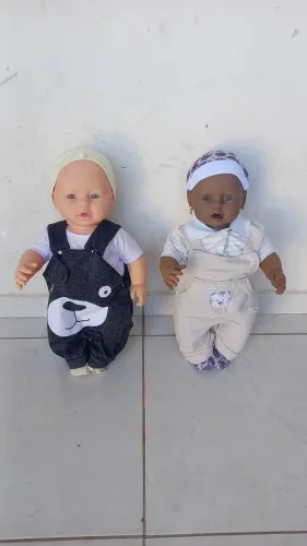 BONECAS ORIGINAIS EM BURRACHADAS 