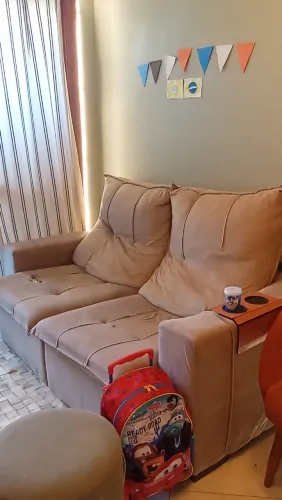 Sofá retrátil