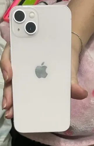 iPhone 13 rose