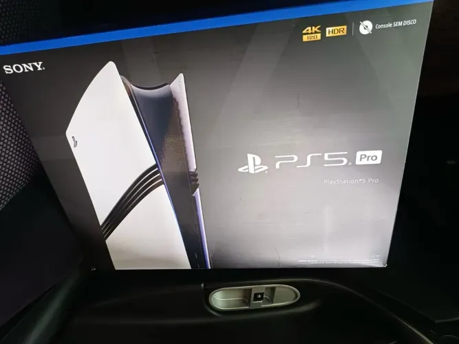 PS5 PRO 2TB 2 CONTROLES + ACESSÓRIOS