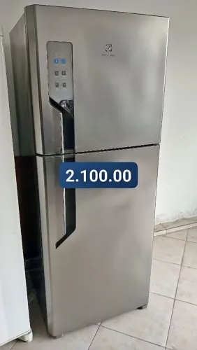 Vendo geladeira Electrolux frost free entrego em balneário camboriu e região