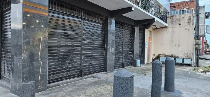 ALUGA-SE PONTO COMERCIAL DE ESQUINA EM BONSUCESSO