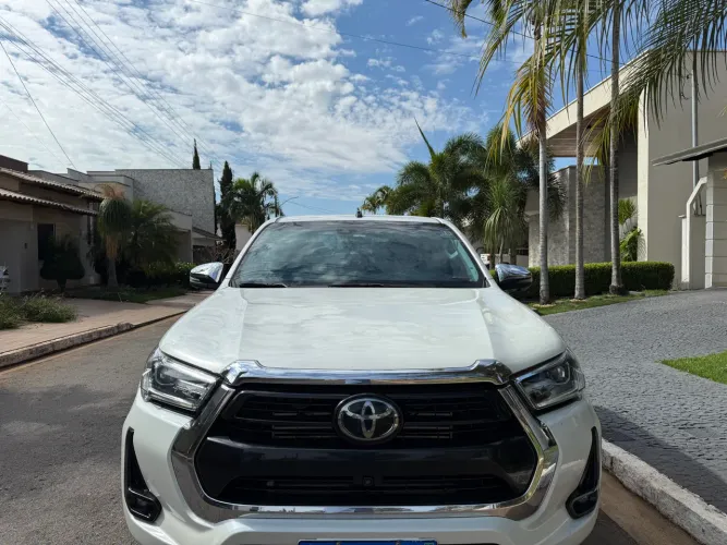 Toyota Hilux CD SRX 4X4 2.8 TDI 16V Diesel Aut. 2022