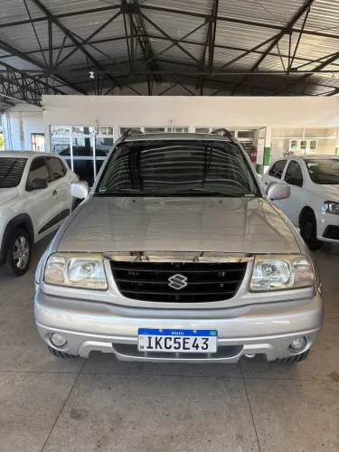 Suzuki Grand Vitara 2.5 V6 5P Mec. 2001