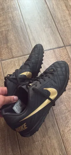 Chuteira Nike beco 2 society