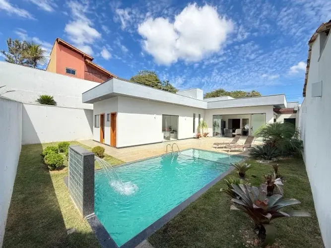 Casa em condomínio fechado