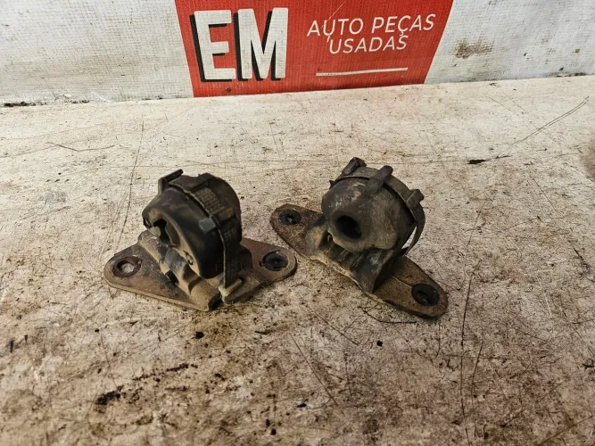 Coxim do escapamento traseiro citroen C3 2015