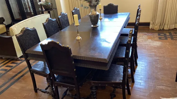 Mesa e cadeiras jacarandá estilo manuelito