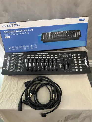 Vende-se mesa controladora DMX 512