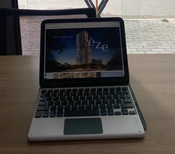 iPad Apple 10th Generation 2025 64gb Prata (Usado/novo)