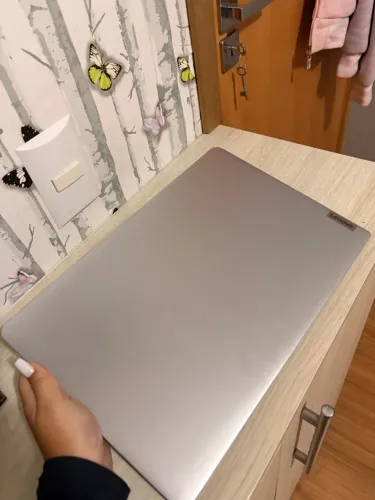 Notebook Lenovo Ideapad 1i Intel Core 3