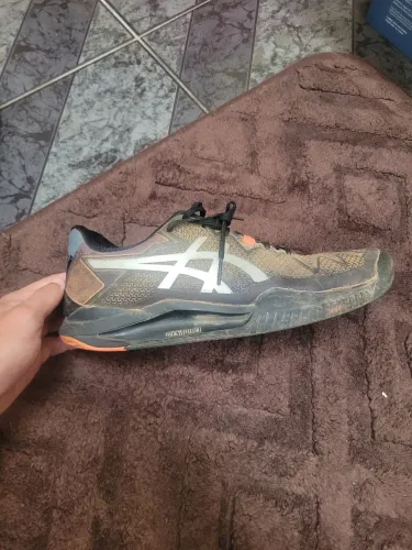 Tenis Asics Tokyo Resolutino 8