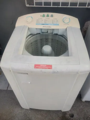Máquina de lavar roupa Eletrolux 12 kg