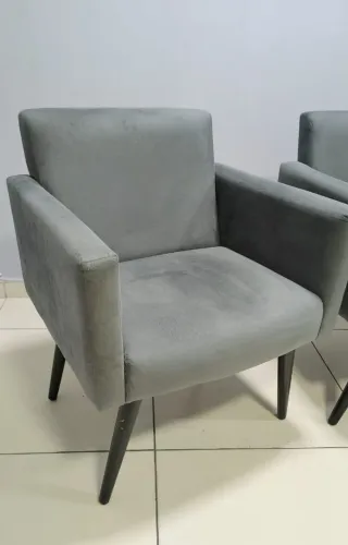 SO R$ 310, - 2 poltronas Suede Cinza Escuro belissimas Novissimas