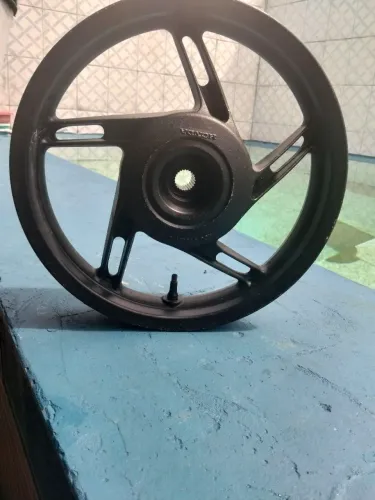 Vendo roda moto Honda PCX