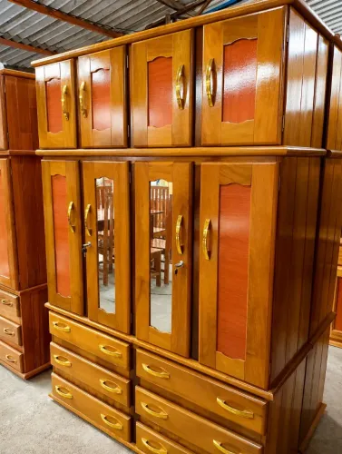 Roupeiro de casal 4 portas espelhado novo frete grátis.