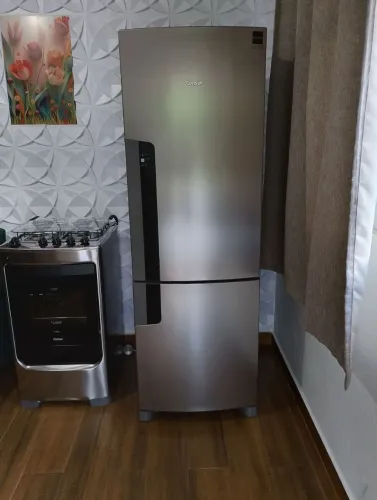 Geladeira Consul Inverter 220w