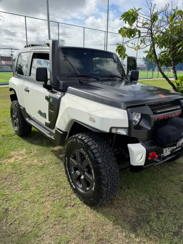 Troller T-4 4X4 3.2 20V TDI Cap. Rígida Diesel 2017