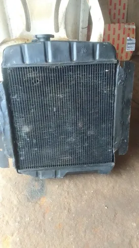 Radiador para jeep ford willys usado *81