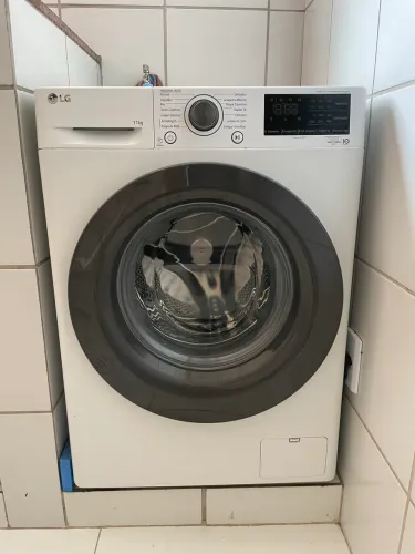Lavadora Smart LG Vc5 Branca 11kg FV3011WG4A Cor Branca (Usado)