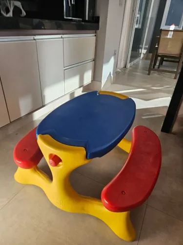 Mesa Infantil Recreio 4 Lugares Bandeirante semi nova