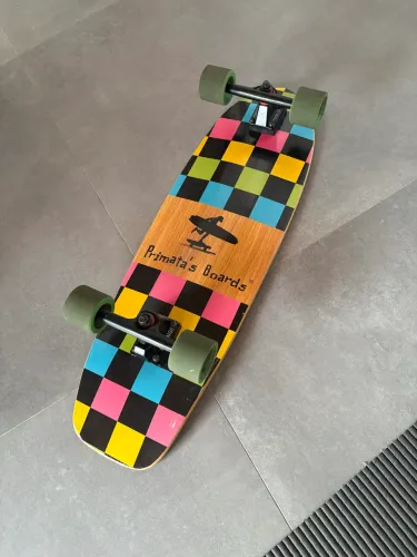 Skate simulador de surf