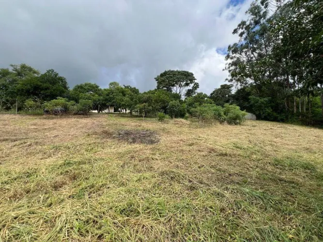 Terreno para chácara à venda em Piracicaba na região do Jupiá, 2440 m² por R$ 350.000,00