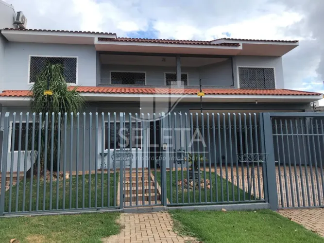Sobrado à venda, semi-mobiliado no Recanto Tropical, CASCAVEL - PR