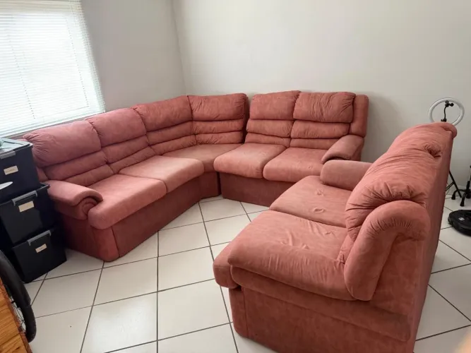 Sofá com 7 lugares salmão