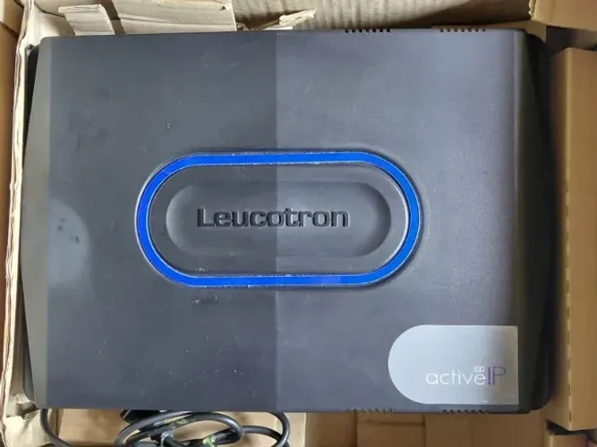 Central PABX Leucotron Active IP 100