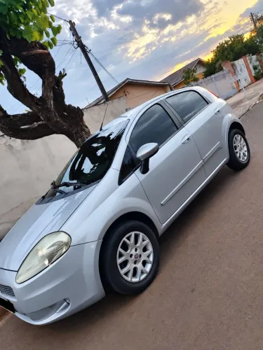 Fiat Punto ELX 1.4 Fire Flex 8V 5P 2008