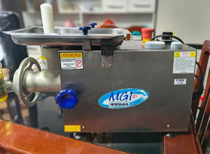 MOEDOR DE CARNE GURAL MGI 10