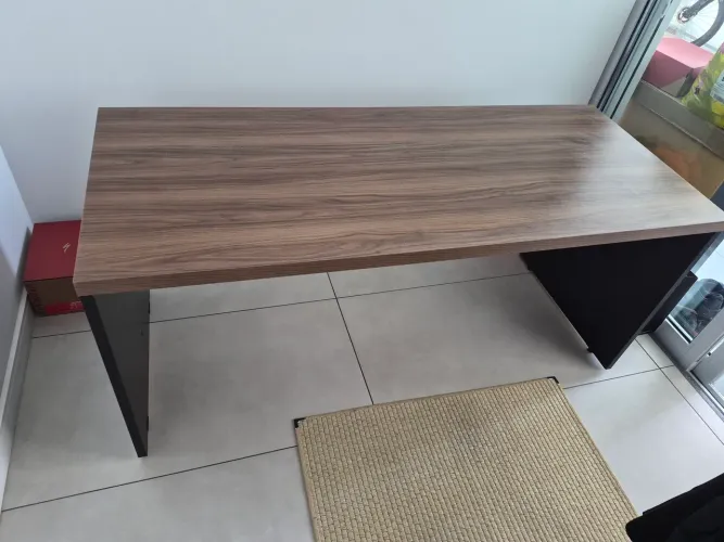 Mesa para escritório