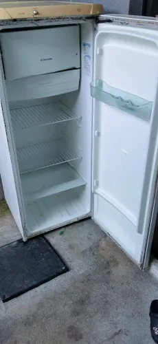 Geladeira usada