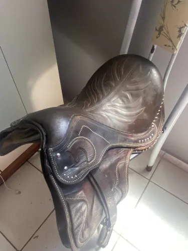 Sela de vaquejada para vender