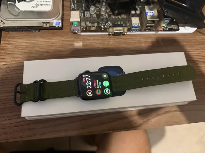 Apple Watch Series 9 (45MM, bateria 90%)