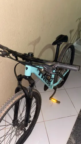 Bike Trek marlin 4 aro tamanho 18,5 cor-verde claro