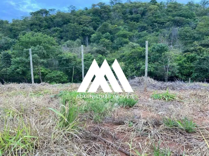 Vendo lote no Jadir Marinho com 300m² de área!